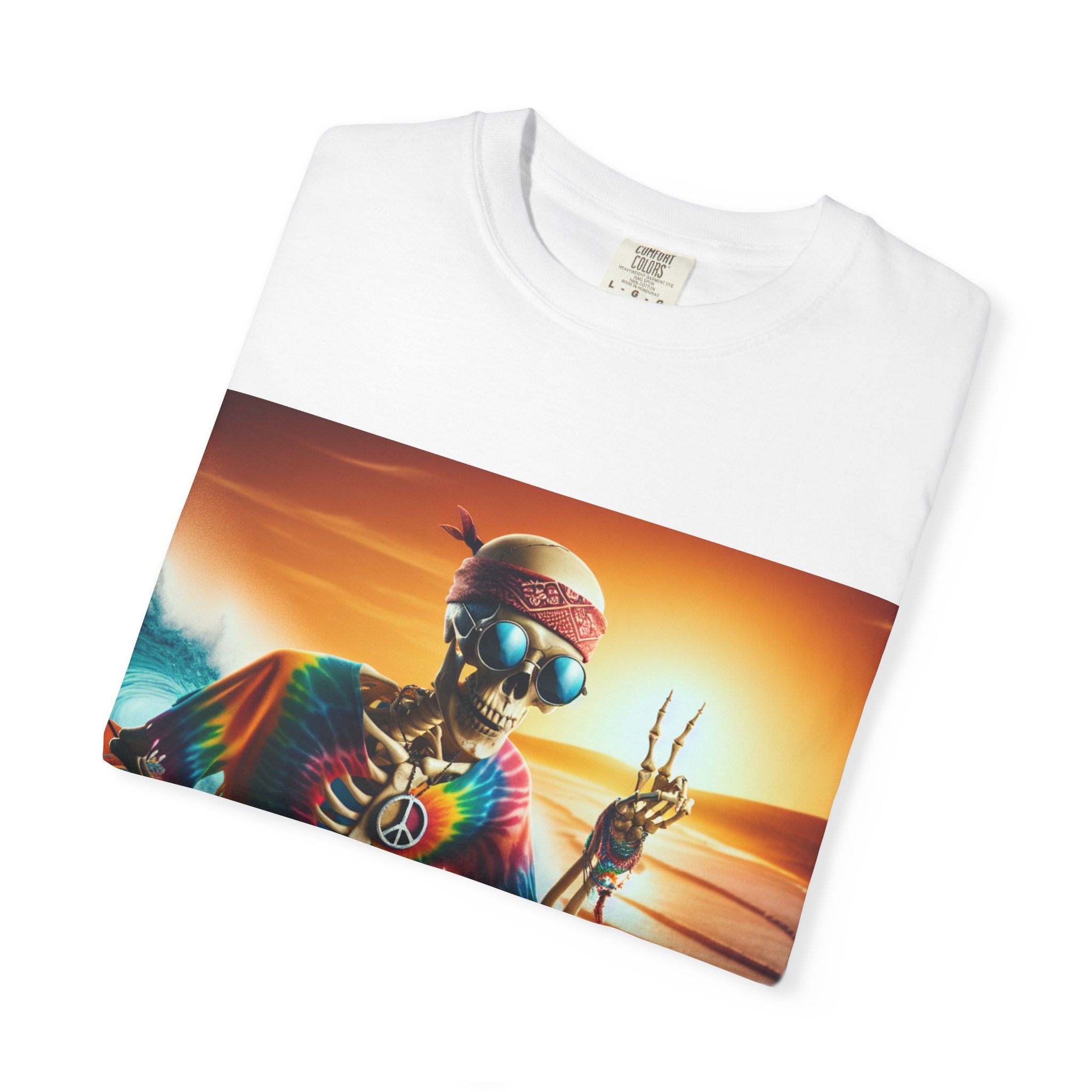 Vintage Surfing Skeleton T-Shirt | Perfect for Beach Lovers, Summer Parties, or Halloween