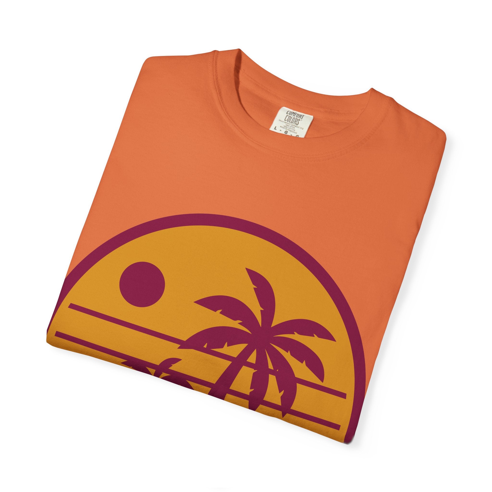 Sunset Palm Tree T-shirt, Casual Summer Tee, Unisex Beachwear, Graphic Tee for Vacation, Gift for Nature Lovers
