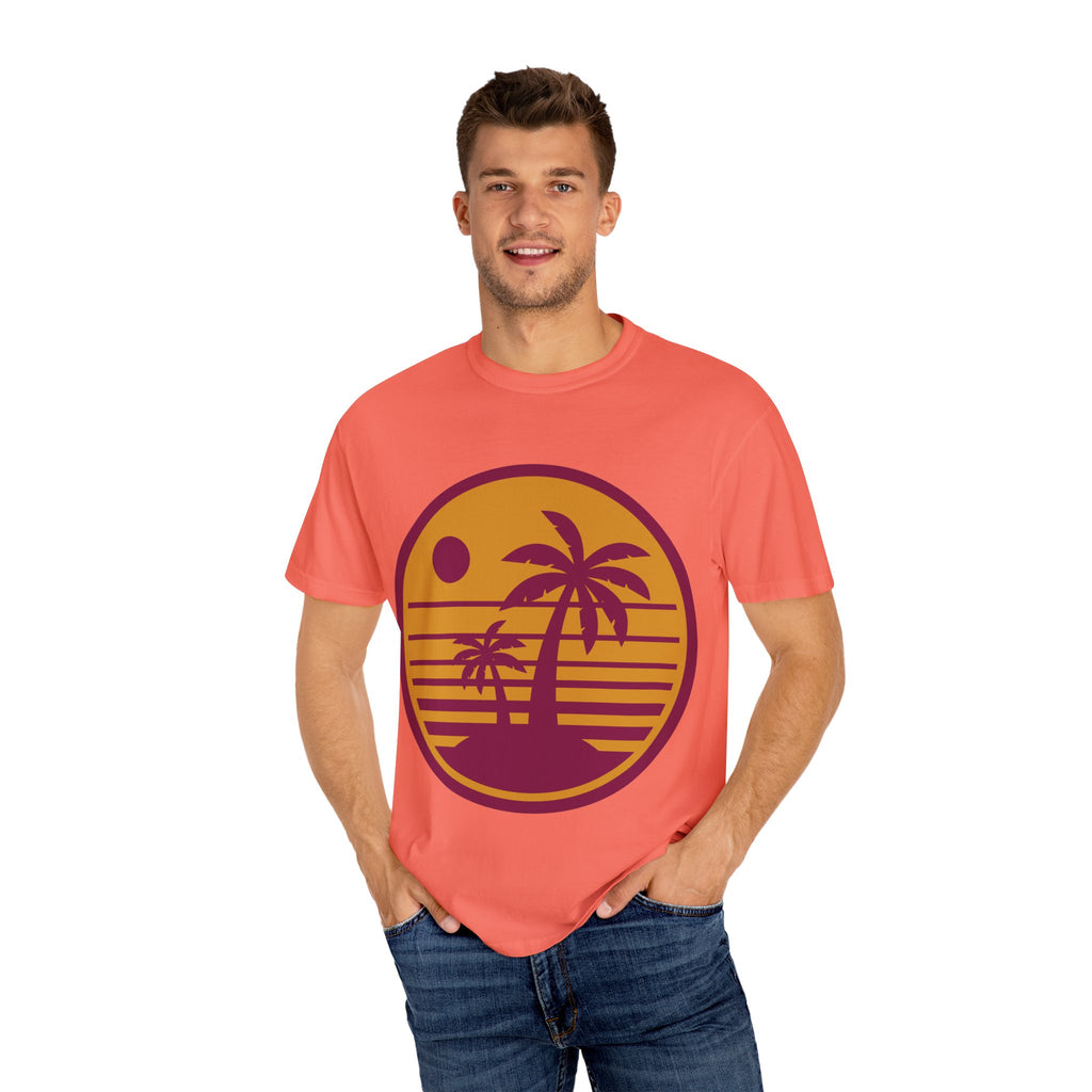 Sunset Palm Tree T-shirt, Casual Summer Tee, Unisex Beachwear, Graphic Tee for Vacation, Gift for Nature Lovers