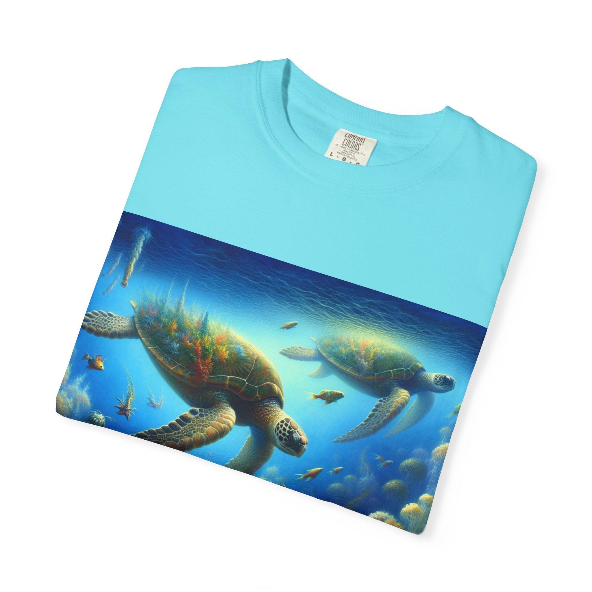 Ocean-Inspired T-Shirt for Lovers of Nature, Casual Wear, Gift for Beach Lovers, Summer Style, Motivational Design