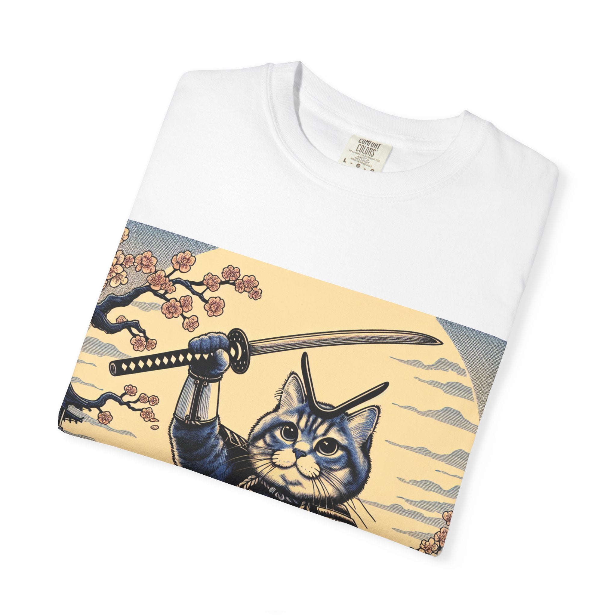 Samurai Cat T-Shirt, Unisex Graphic Tee, Unique Animal Design, Gift for Cat Lovers, Casual Wear, Anime Inspired Style