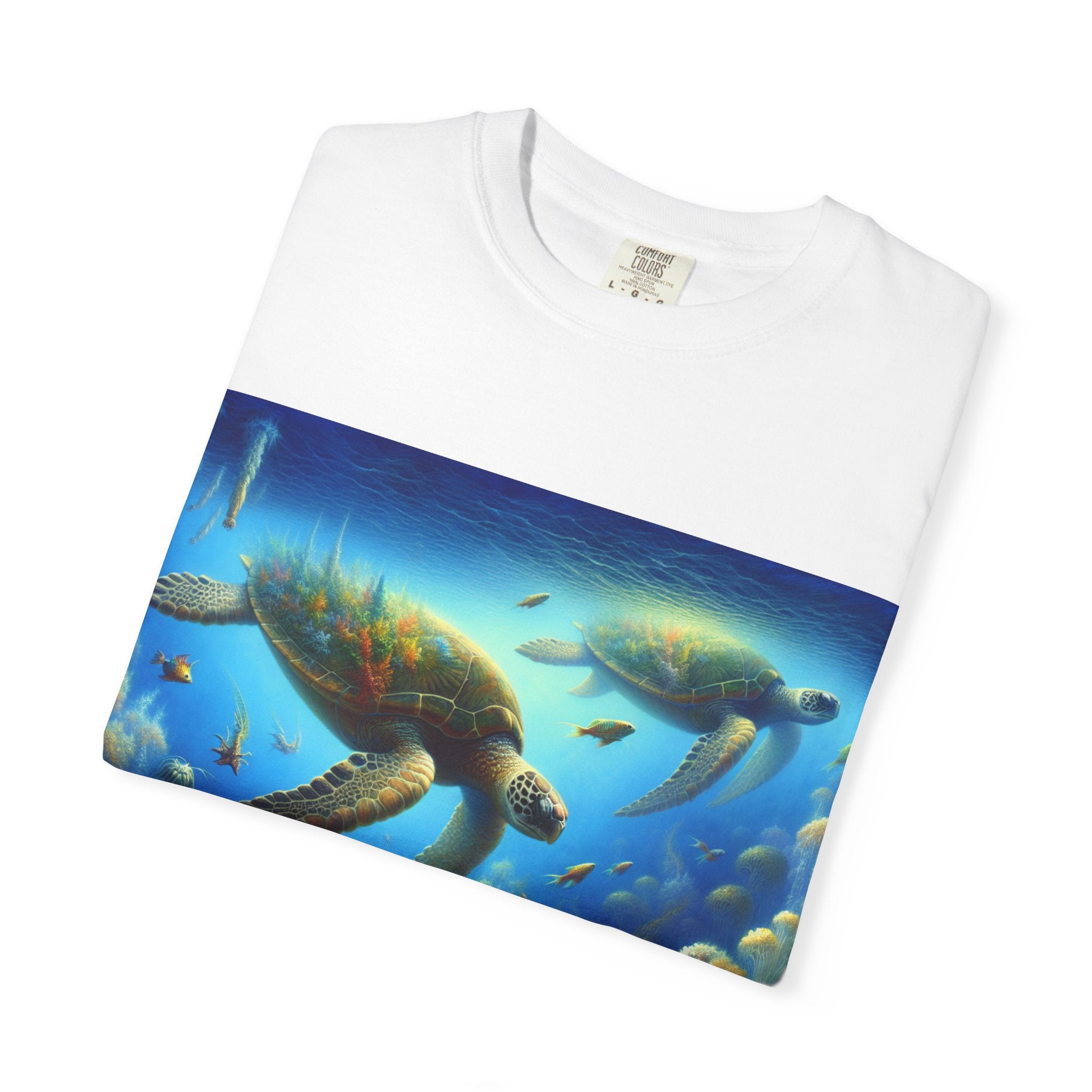Ocean-Inspired T-Shirt for Lovers of Nature, Casual Wear, Gift for Beach Lovers, Summer Style, Motivational Design