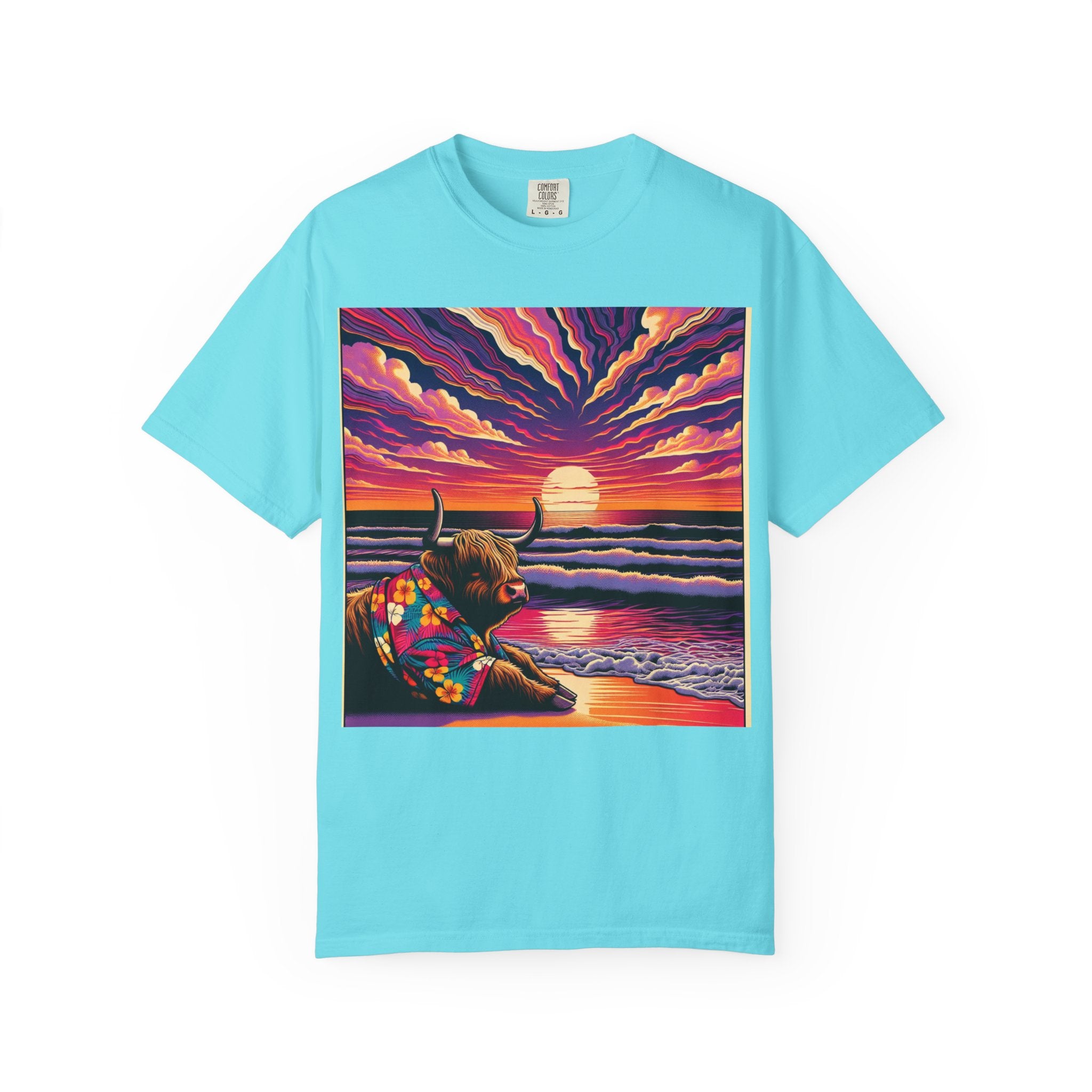 Vibrant Sunset Bull T-Shirt, Beach Vibes Tee, Colorful Summer Shirt, Unisex Graphic T-Shirt, Gift for Animal Lovers