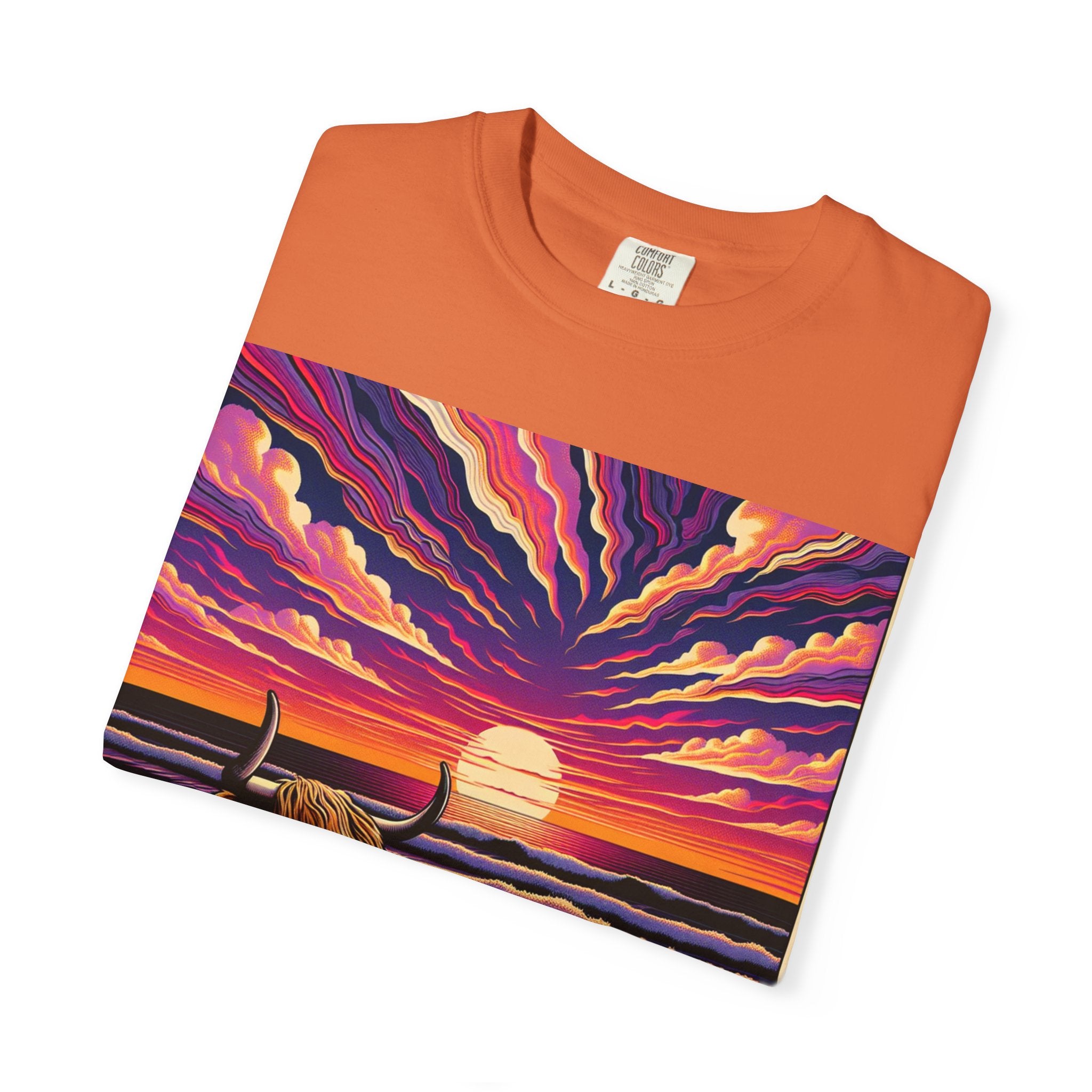 Vibrant Sunset Bull T-Shirt, Beach Vibes Tee, Colorful Summer Shirt, Unisex Graphic T-Shirt, Gift for Animal Lovers