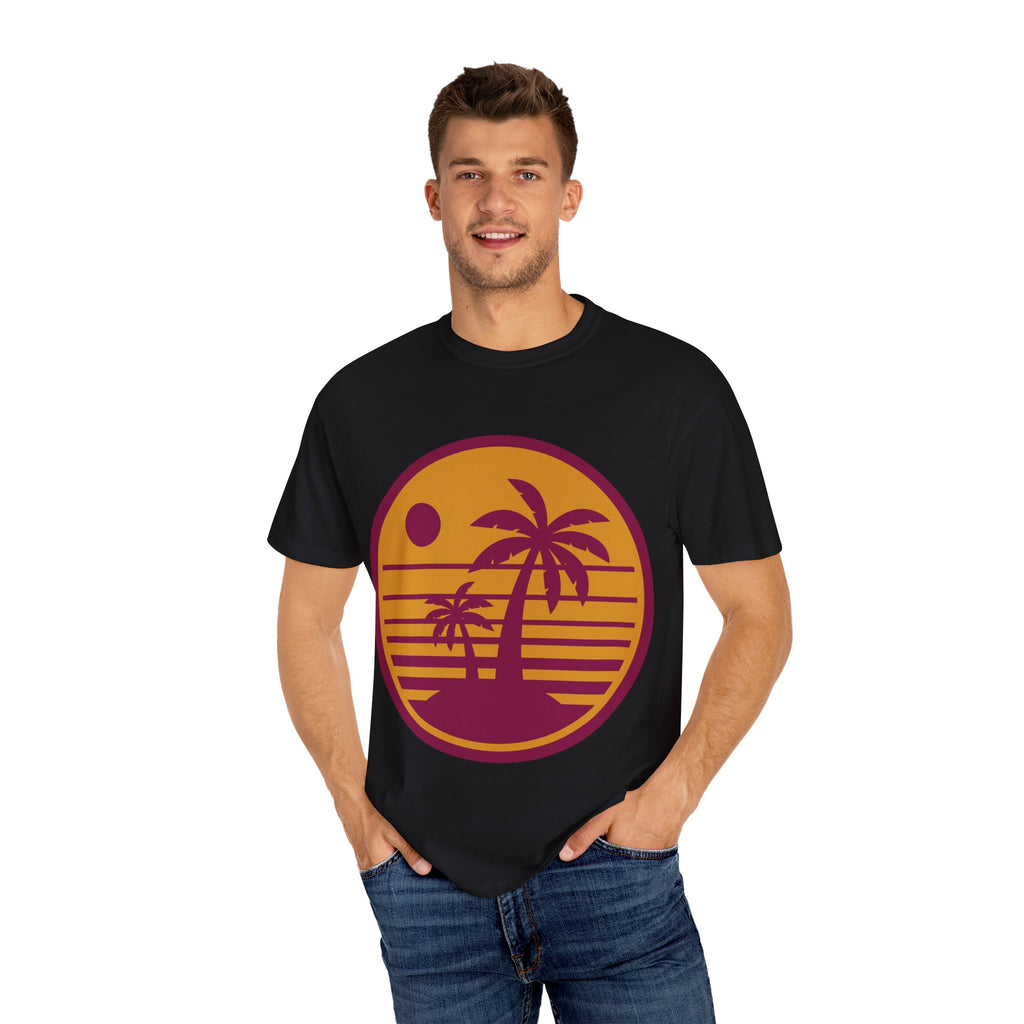 Sunset Palm Tree T-shirt, Casual Summer Tee, Unisex Beachwear, Graphic Tee for Vacation, Gift for Nature Lovers